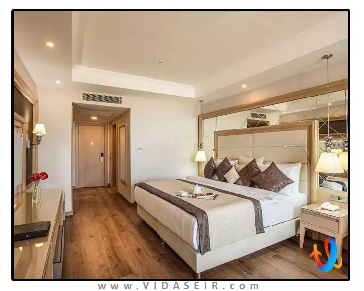 کرومار افسوس بیچ اند ریزورت کوش آداسی